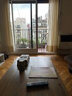 DEPARTAMENTO COMPLETO EN RECOLETA