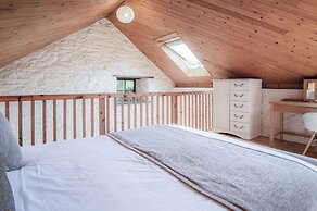 The Apple Store - 1 Bedroom Cottage - St Ishmael's