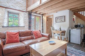 The Apple Store - 1 Bedroom Cottage - St Ishmael's