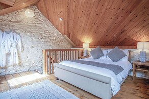 The Apple Store - 1 Bedroom Cottage - St Ishmael's