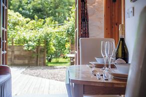 The Apple Store - 1 Bedroom Cottage - St Ishmael's