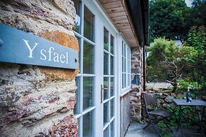 Ysfael - 1 Bedroom Studio - St Ishmael's