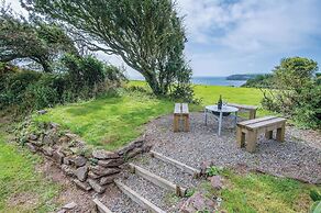 Haven View - 1 Bed Shepherds Hut - St Ishmael's