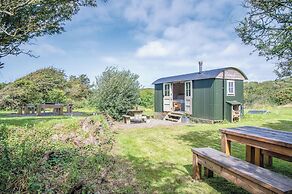 Haven View - 1 Bed Shepherds Hut - St Ishmael's