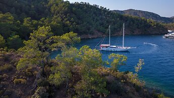 Tarsu Yacht Hotel