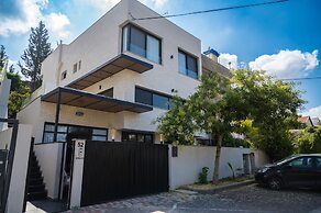Rokah Luxury Villa