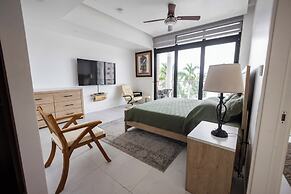 Paradise Bay Great View Luxury 2BR Condo