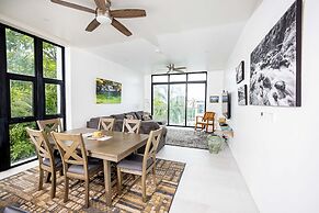 Paradise Bay Great View Luxury 2BR Condo