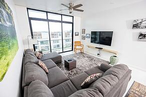 Paradise Bay Great View Luxury 2BR Condo