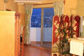 Casa Zuniga Bed and Breakfast