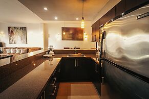 Aldea Thai Oceanview Penthouses