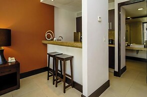 Aldea Thai Oceanview Penthouses