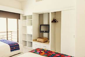 Aldea Thai Oceanview Penthouses