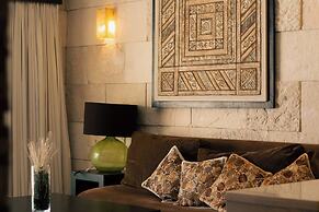 Aldea Thai Oceanview Penthouses