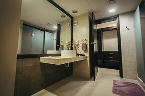 Aldea Thai Oceanview Penthouses