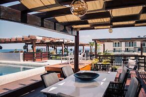 Aldea Thai Oceanview Penthouses