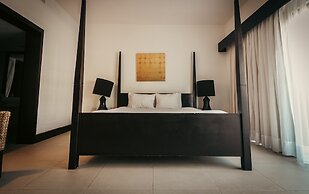 Aldea Thai Oceanview Penthouses