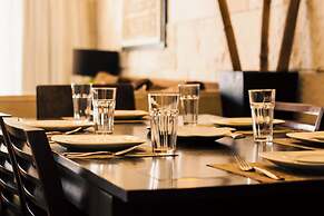 Aldea Thai Oceanview Penthouses