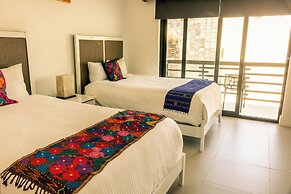 Aldea Thai Oceanview Penthouses