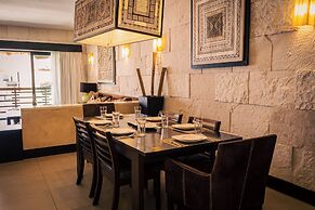 Aldea Thai Oceanview Penthouses