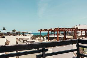 Aldea Thai Oceanview Penthouses