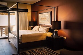 Aldea Thai Oceanview Penthouses