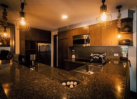 Aldea Thai Oceanview Penthouses