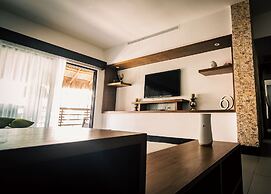 Aldea Thai Oceanview Penthouses