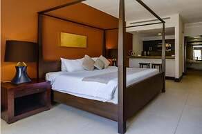 Aldea Thai Oceanview Penthouses