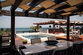 Aldea Thai Oceanview Penthouses