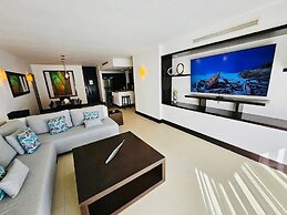 Aldea Thai Oceanview Penthouses