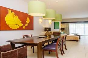 Aldea Thai Oceanview Penthouses