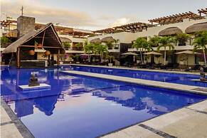 Aldea Thai Oceanview Penthouses