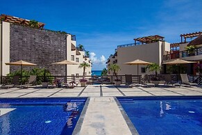 Aldea Thai Oceanview Penthouses