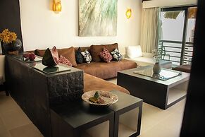 Aldea Thai Oceanview Penthouses