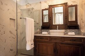 Great Villa in Barranco by Wynwood House