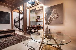 Great Villa in Barranco by Wynwood House