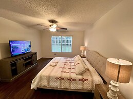 Grand Family Deluxe 3BD Condo Near Disney Universal 22