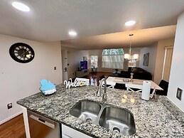 Grand Family Deluxe 3BD Condo Near Disney Universal 22