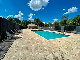 Grand Deluxe 3BD Condo Apartment Near Disney 11