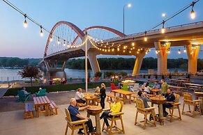 The Confluence Hotel