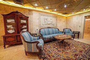 Bey House Royal Hotel