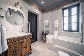 Bey House Royal Hotel