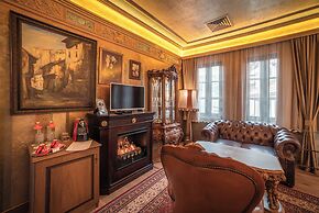 Bey House Royal Hotel