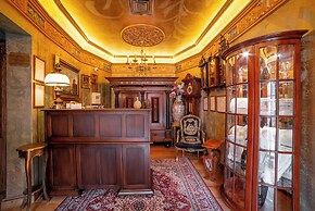 Bey House Royal Hotel