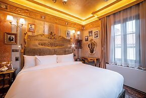 Bey House Royal Hotel
