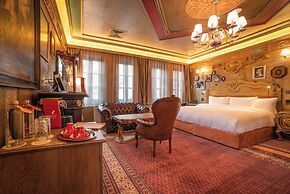 Bey House Royal Hotel