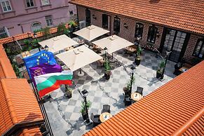 Bey House Royal Hotel
