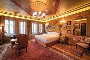 Bey House Royal Hotel