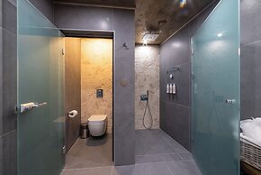 Bey House Royal Hotel